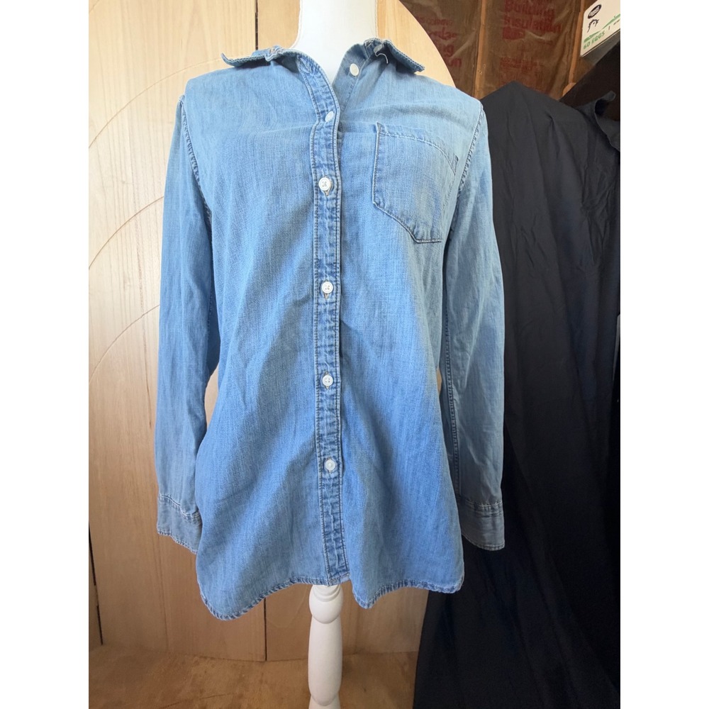Gap 1969 Womens Small Light Wash Denim Button Down Shirt Long Sleeve Cotton 1731